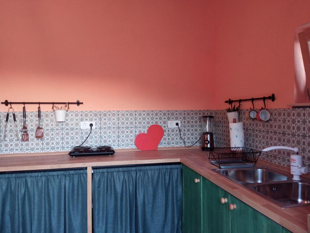Mini Kamp Perla Otel Prvić Luka Dış mekan fotoğraf